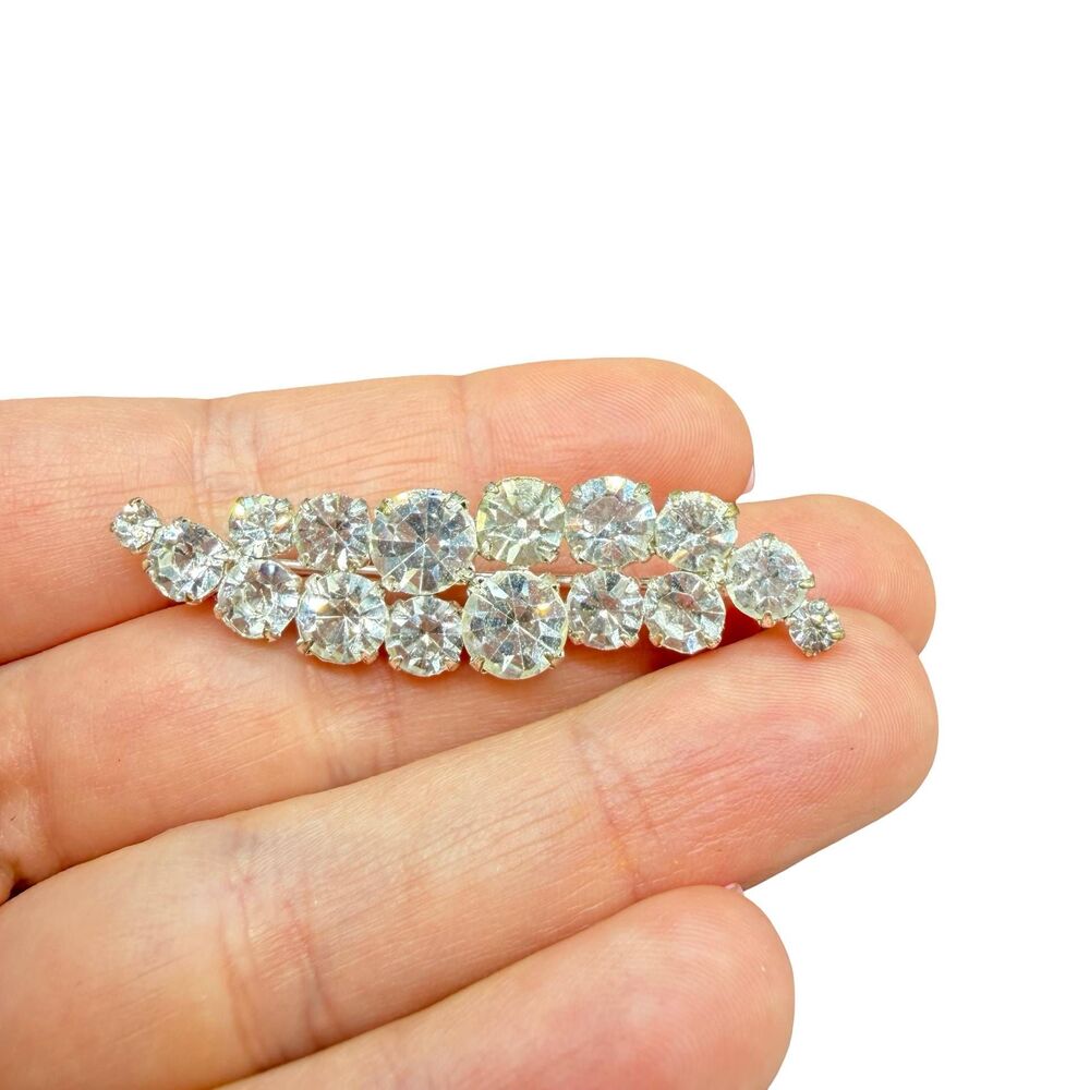 Vintage Jewelry Rhinestone Leaf Brooch Sparkling Leaf Pin